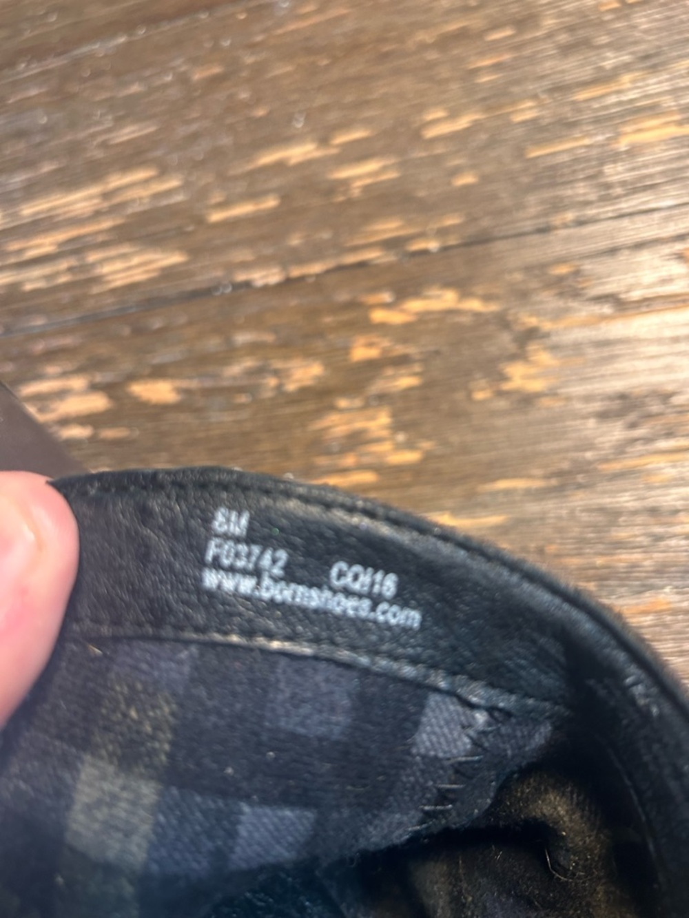 Born Binghamton leather ankle boots size 8 - Picture 10 of 11